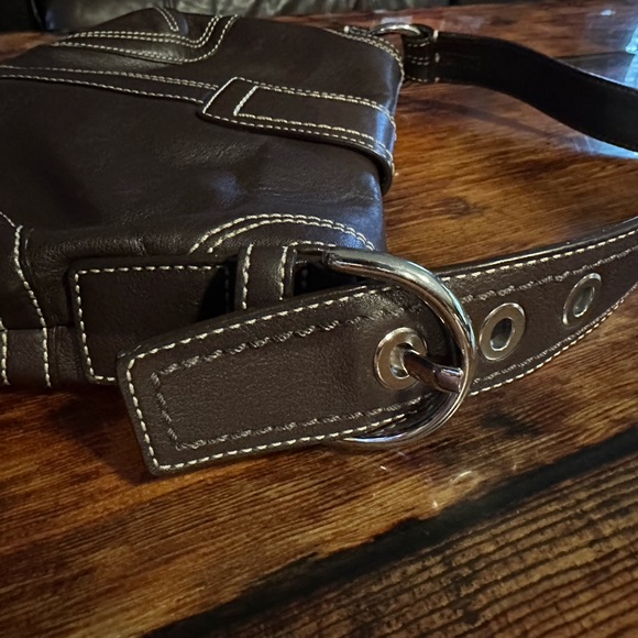 Vintage Coach Soho Flap Chocolate Brown Leather Shoulder Bag w Silver Hardware - Picture 11 of 16